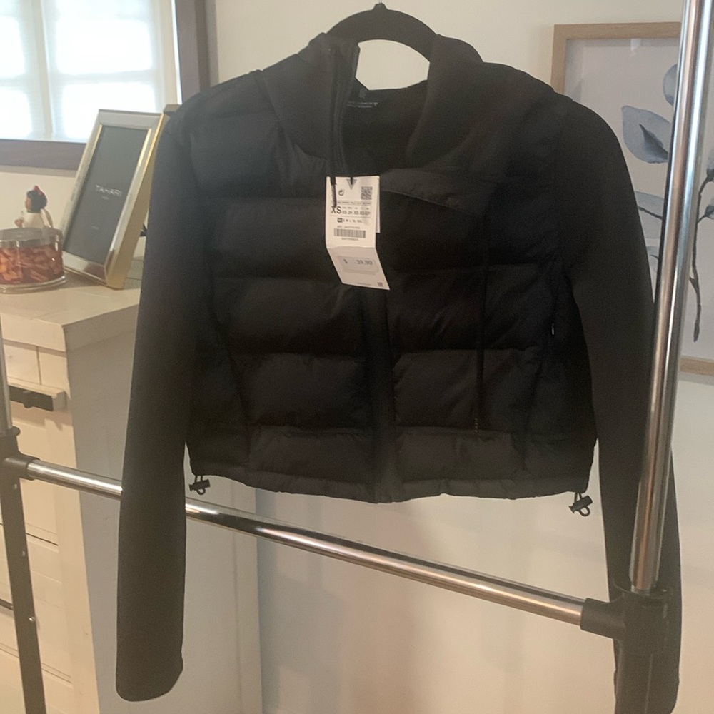 New Zara xs puffer jacket for women